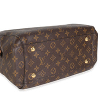Monogram Canvas Montaigne MM