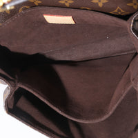 Monogram Canvas Pochette Metis