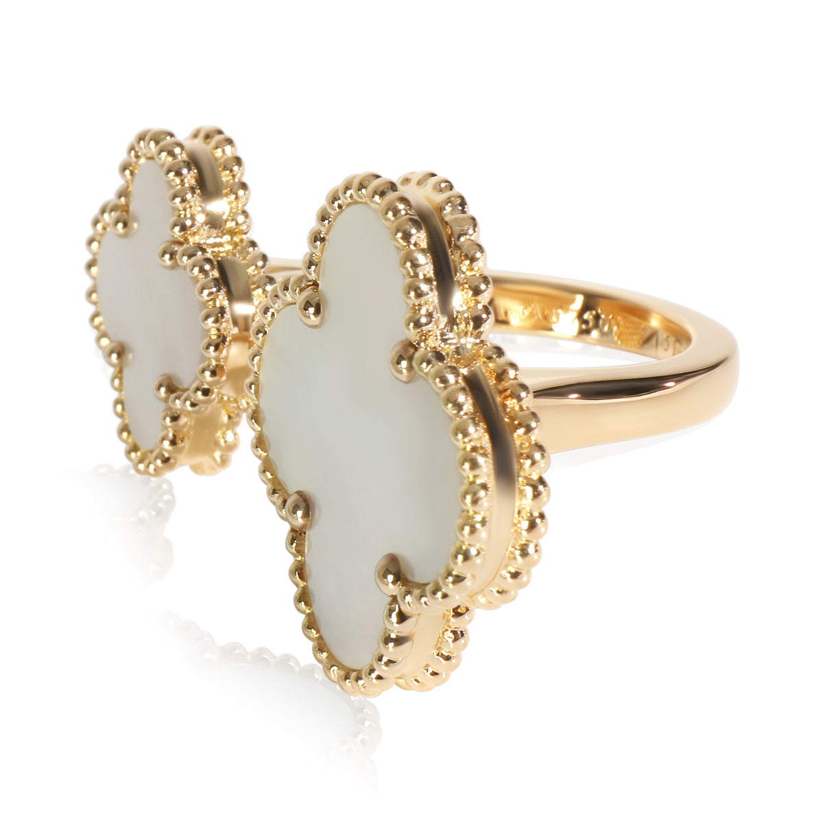 Yellow Gold Mother Of Pearl Magic Alhambra Between The Finger