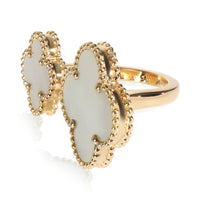 Yellow Gold Mother Of Pearl Magic Alhambra Between The Finger