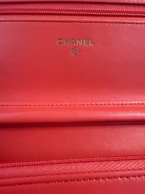 Pink Quilted Lambskin Classic Wallet On Chain