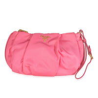 Fuxia Tessuto Nylon Pleated Wristlet Clutch