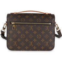 Monogram Canvas Pochette Metis