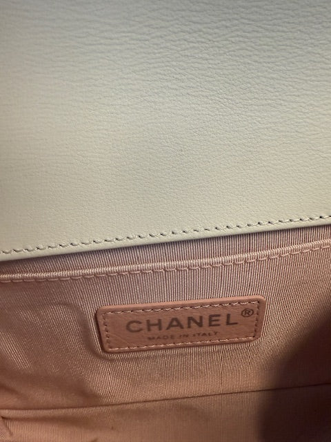 Chanel White Calfskin Pearl Chevron Small Boy Bag Handbag ad3