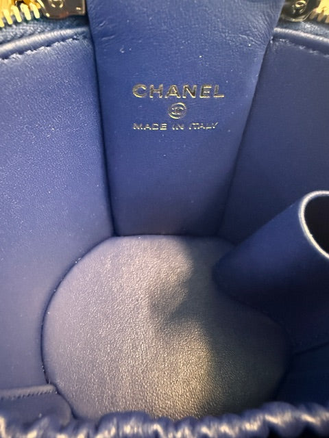 Chanel Blue Quilted Tweed Afternoon Tea Top Handle Vanity Case With Chain Handbag ad3
