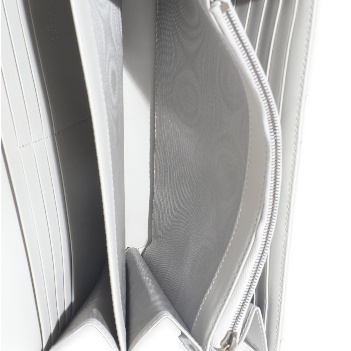 Grey Calfskin Matelasse GG Marmont Chain Wallet