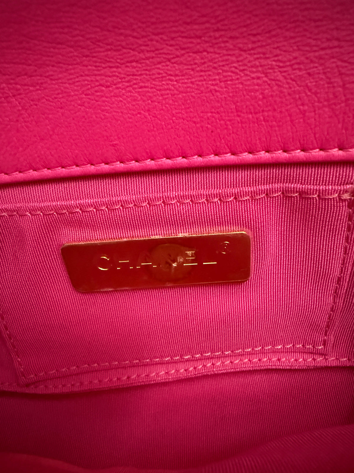 Fuchsia Quilted Jersey Chanel 19 Waist Bag