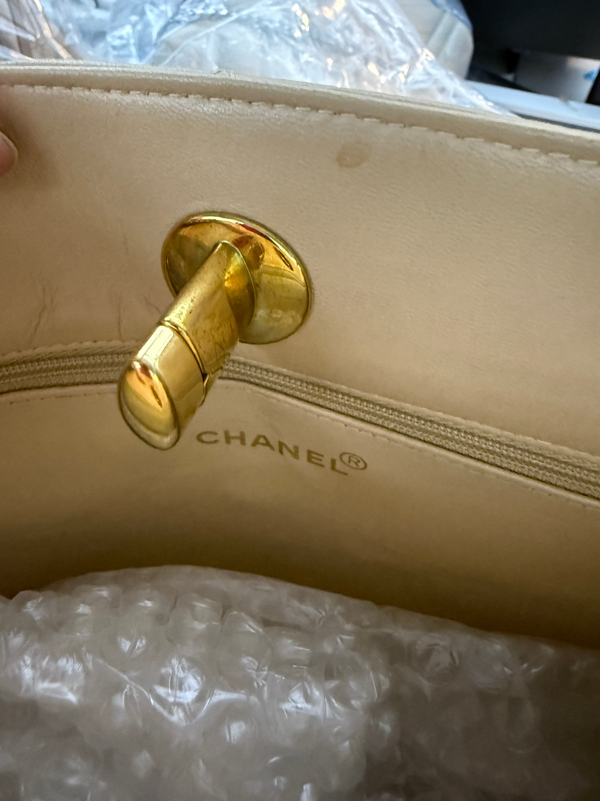 Chanel Vintage Beige Quilted Lambskin CC Shoulder Tote Handbag ad4