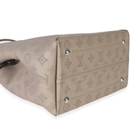 Louis Vuitton Galet Monogram Mahina Hina MM Handbag clasp