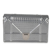 Metallic Micro-Cannage Calfskin Diorama Wallet On Chain