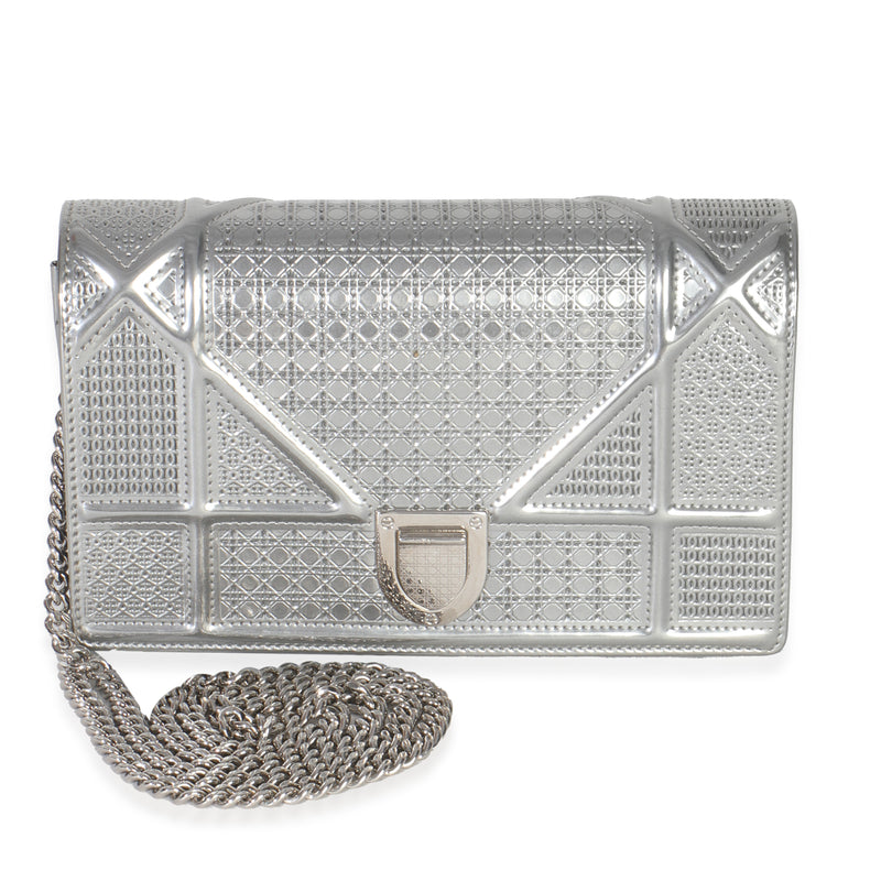 Silver Microcannage Calfskin Diorama Wallet On Chain