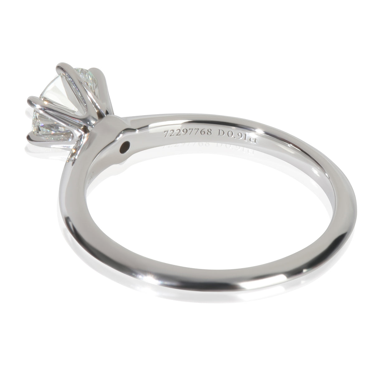0.91 ct Round Brilliant Diamond Engagement Ring
