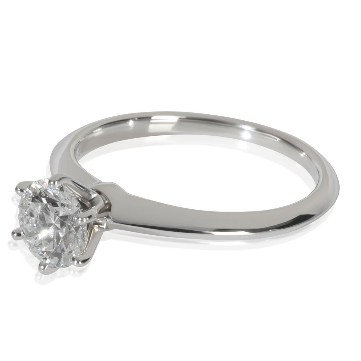 0.91 ct Round Brilliant Diamond Engagement Ring
