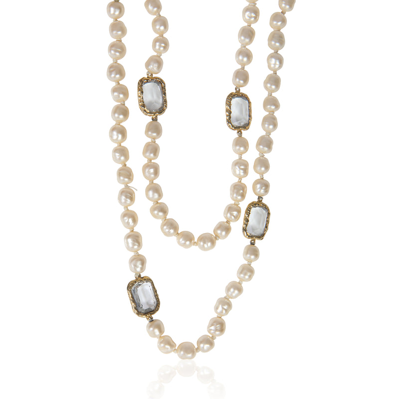 Gold-Plated  Vintage 1981 Baroque Faux Pearl & Gripoix Necklace