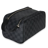 Louis Vuitton Damier Graphite Canvas Dopp Kit pv