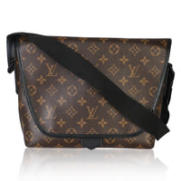 Monogram Macassar Canvas Magnetic Messenger