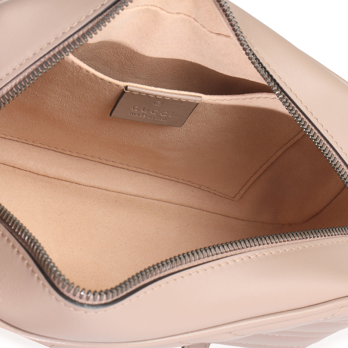 Gucci Porcelain Rose Calfskin Matelasse Small GG Marmont Chain Shoulder Bag Handbag av