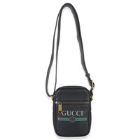 Gucci Black Pebbled Calfskin Vintage Logo Messenger Bag Handbag av