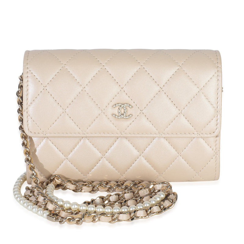 Beige Iridescent Quilted Lambskin Paris Hamburg Pearl Clutch With Chain