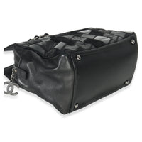 Chanel Black Lambskin Python Patchwork Shoulder Bag Handbag clasp