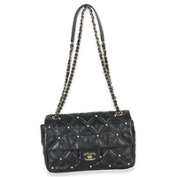 Chanel Black Pearl Studded Lambskin Medium CC Flap Bag Handbag av
