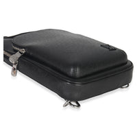 Louis Vuitton Black Taiga Avenue Sling Bag Handbag clasp