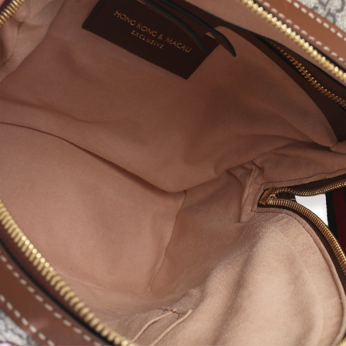 Gucci Beige GG Supreme Canvas Web Butterfly Embroidered Small Day Backpack Handbag av