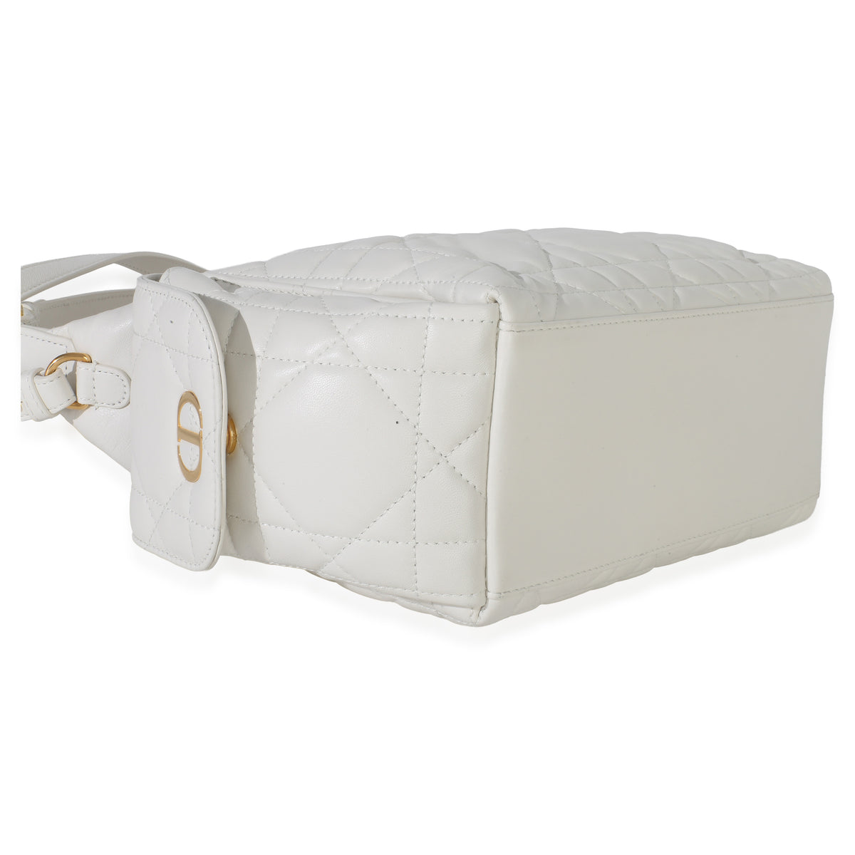 Christian Dior Latte Lambskin Macrocannage Medium D Dream Bag Handbag clasp