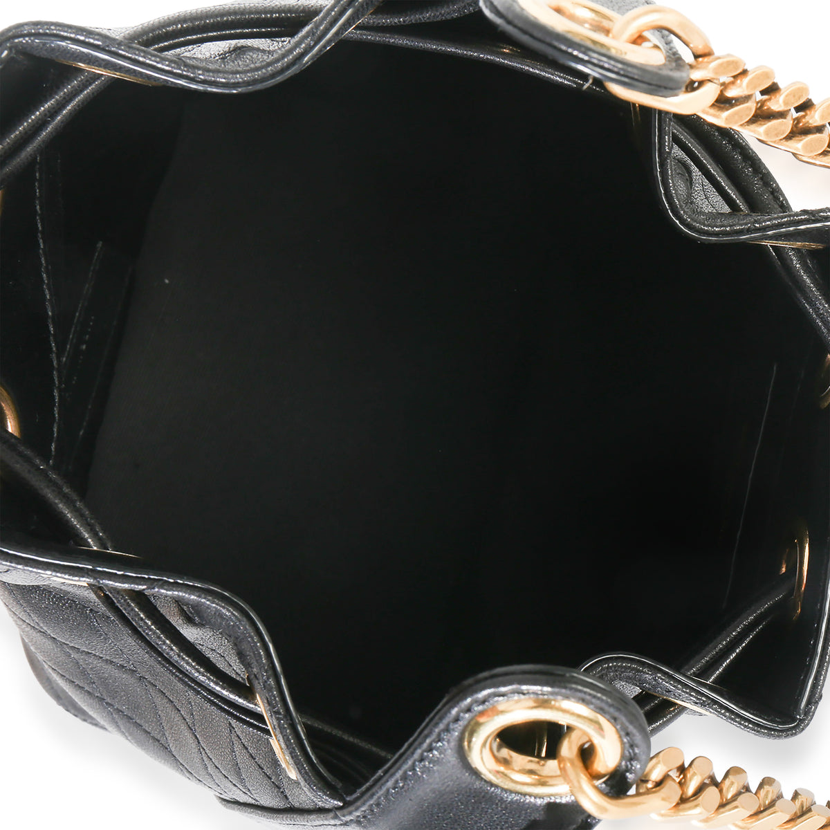 Saint Laurent Black Quilted Lambskin Cassandre Logo Plaque Small Bucket Bag Handbag av