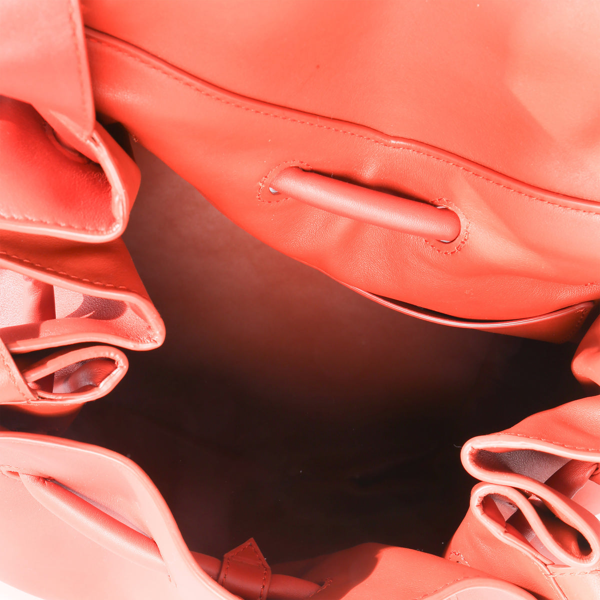 Bottega Veneta Orange Calfskin Beak Tote Handbag av