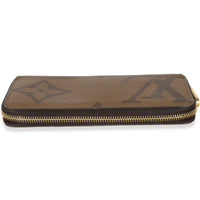 Louis Vuitton Giant Reverse Monogram Canvas Zippy Wallet Handbag stamp