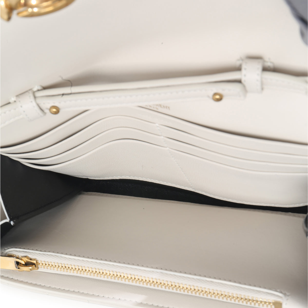 Saint Laurent Crema Soft Calfskin Le Maillon Wallet On Chain Handbag av