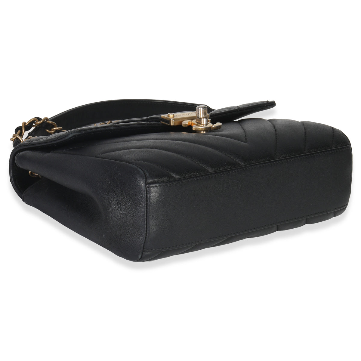 Chanel Black Calfskin Chevron Small In The City Bag Handbag av