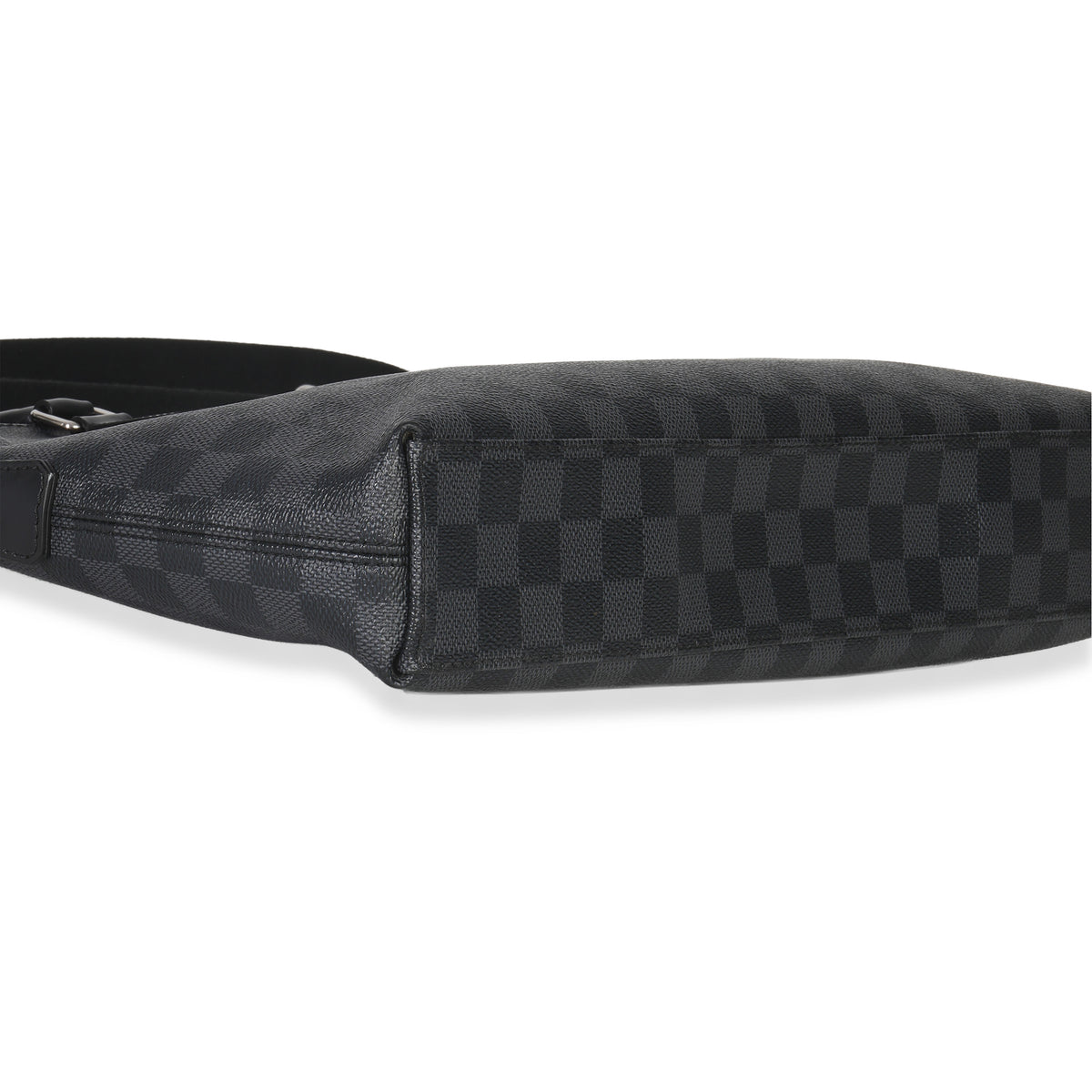 Louis Vuitton Damier Graphite Canvas Porte Documents Jour NM Handbag clasp