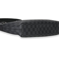 Louis Vuitton Damier Graphite Canvas Porte Documents Jour NM Handbag clasp