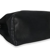 Gucci Black Pebbled Calfskin Medium Soho Chain Shoulder Bag Handbag clasp