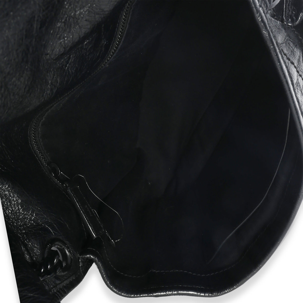 Saint Laurent Black Crinkled Calfskin Matelasse Medium Niki Chain Satchel Handbag ad1