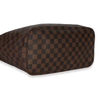 Louis Vuitton Damier Ebene Canvas Neverfull MM Handbag clasp