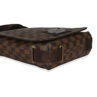 Louis Vuitton Damier Ebene Canvas Brooklyn PM Handbag clasp