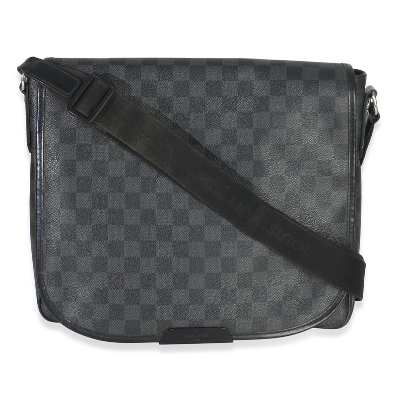 Louis Vuitton Damier Graphite Daniel Messenger MM Handbag id