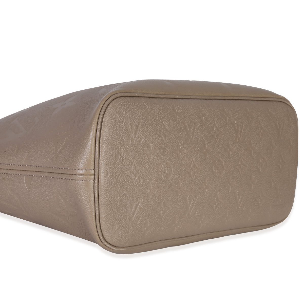 Louis Vuitton Turtledove Giant Monogram Empreinte Neverfull MM Handbag clasp