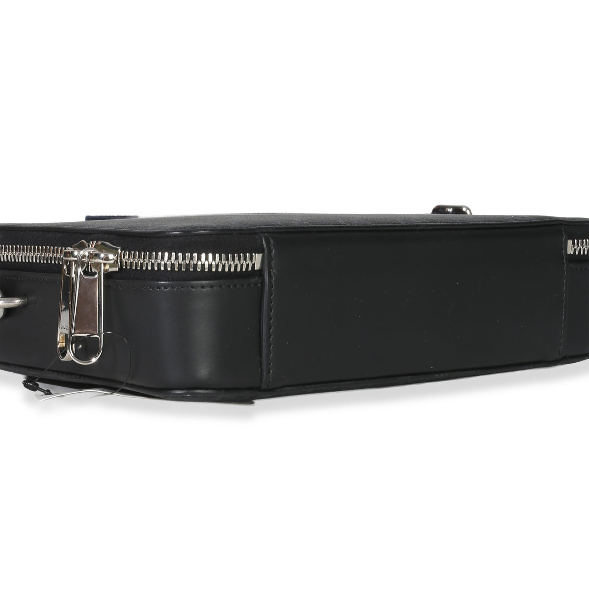 Gucci Black GG Supreme Canvas Web Small Crossbody Bag Handbag clasp