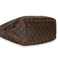 Louis Vuitton Monogram Canvas Delightful MM Handbag clasp