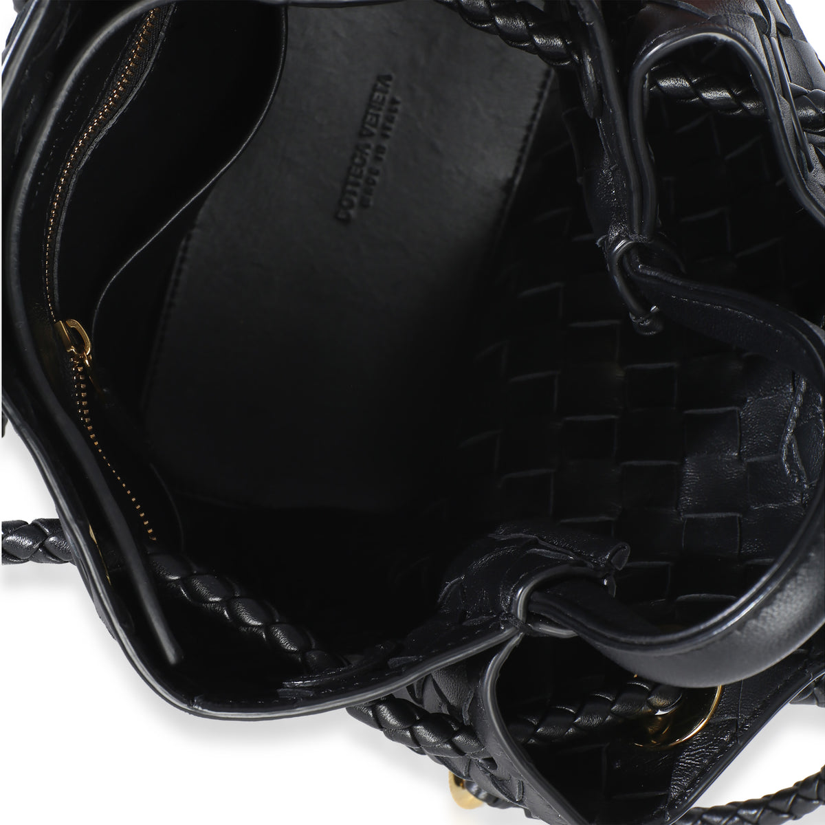 Bottega Veneta Black Nappa Intrecciato Small Andiamo Bag Handbag av