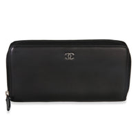 Chanel Black Caviar Zip Around Wallet Wallet fv