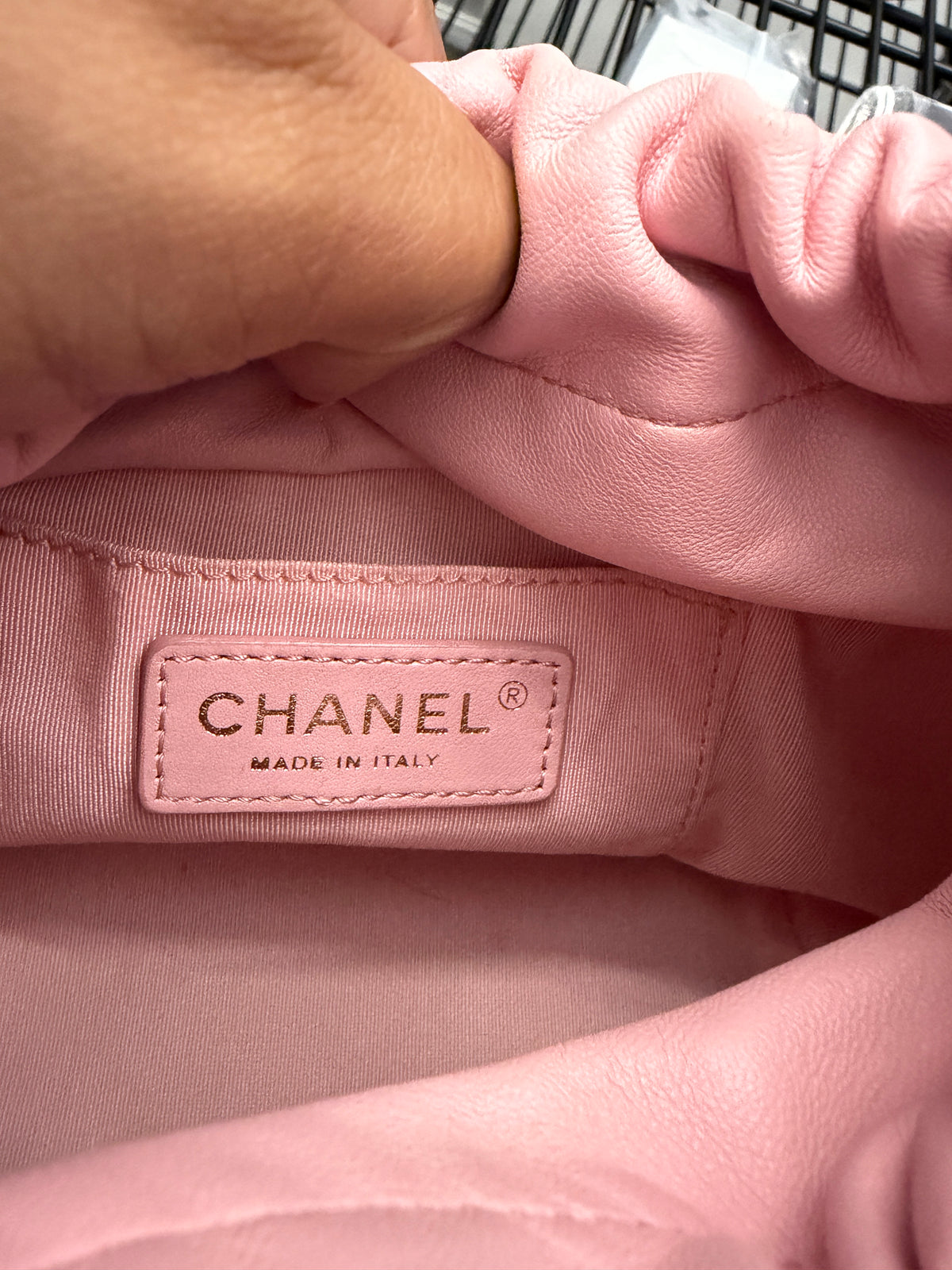 Chanel Pink Quilted Lambskin Pearl Drawstring Bucket Bag Handbag ad3