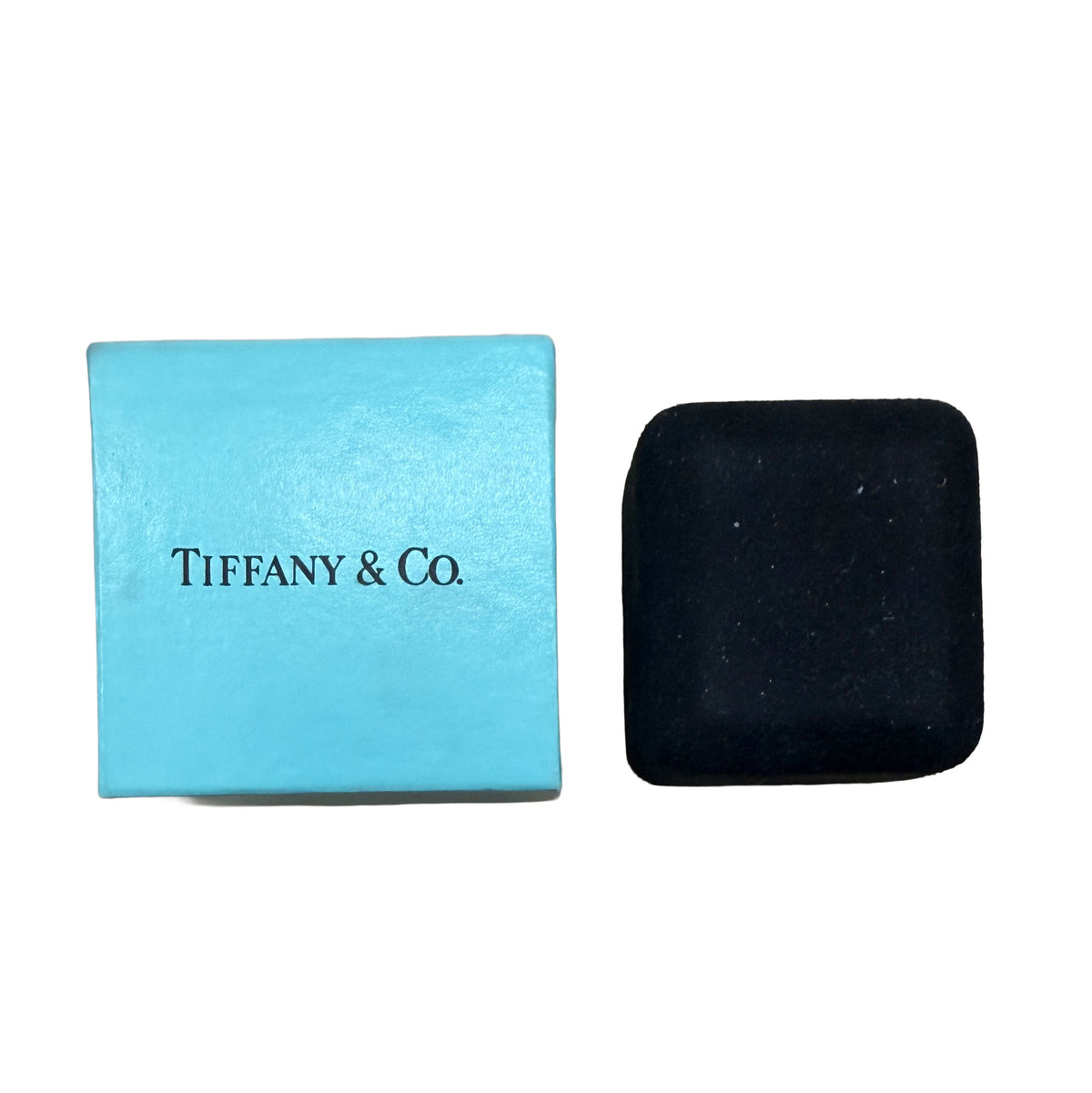 Tiffany & Co. Platinum  2mm Milgrain Band box