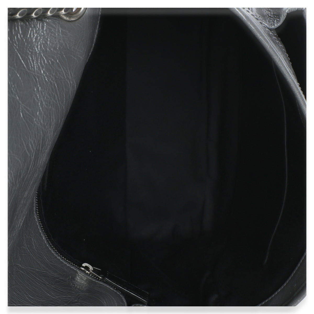 Saint Laurent Grey Crinkled Calfskin Matelasse Large Niki Chain Satchel Handbag 9