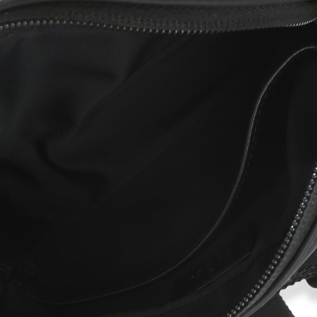 Gucci Black Rubber GG Effect Mini Slingbag Handbag 8