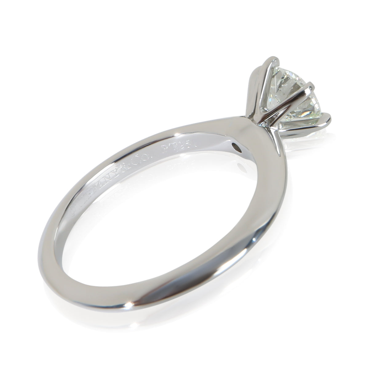 Tiffany & Co. 0.84 ct Round Brilliant Diamond Engagement Ring 2